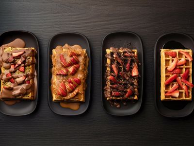 popular-dessert-bar-high-takings-prime-corner-location-huge-following-2