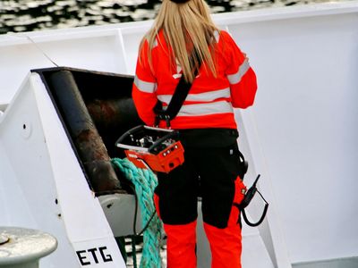 workwear-amp-branded-apparel-business-loyal-b2b-customer-base-20-yrs-trading-0