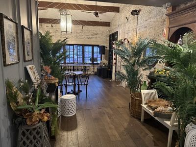 stunning-vietnamese-bar-restaurant-function-venue-for-sale-in-south-west-sydney-1