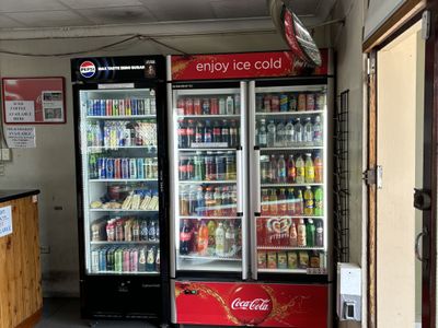 coffee-kiosk-huge-potential-high-foot-traffic-blank-canvas-opportunity-2