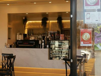 profitable-pizza-restaurant-for-sale-liverpool-area-30k-sales-pw-fully-st-2