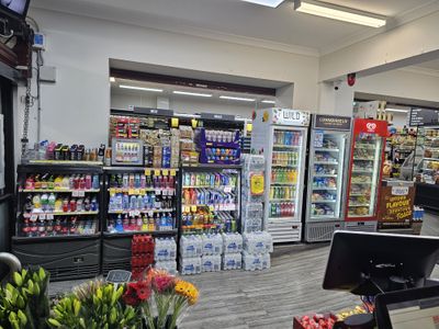 well-established-iga-supermarket-for-sale-with-excellent-takings-in-sydney-39-s-inn-1