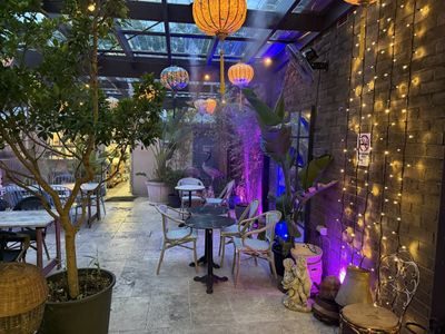 stunning-vietnamese-bar-restaurant-function-venue-for-sale-in-south-west-sydney-5