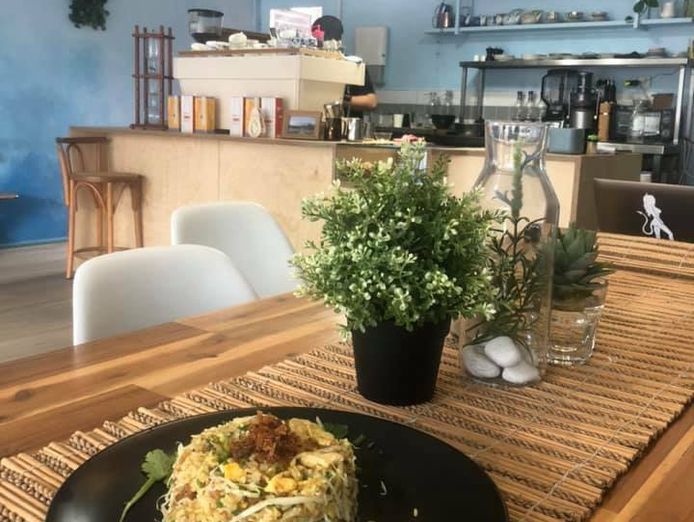 excellent-cafe-for-sale-in-the-heart-of-the-inner-east-3