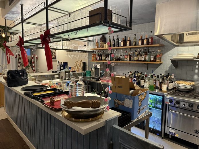 stunning-vietnamese-bar-restaurant-function-venue-for-sale-in-south-west-sydney-7