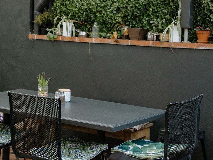 practically-under-management-profitable-inner-city-cafe-18k-sales-2