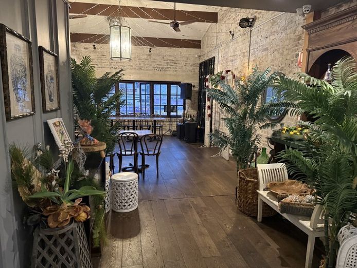 stunning-vietnamese-bar-restaurant-function-venue-for-sale-in-south-west-sydney-1