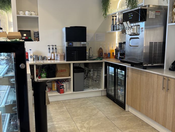 modern-and-spacious-pizza-restaurant-for-sale-in-sydney-39-s-south-west-7