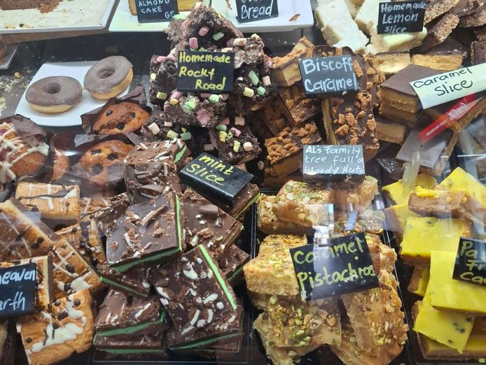 well-established-cafe-with-excellent-takings-for-sale-in-central-west-nsw-1