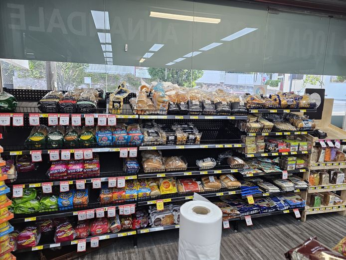 well-established-iga-supermarket-for-sale-with-excellent-takings-in-sydney-39-s-inn-8