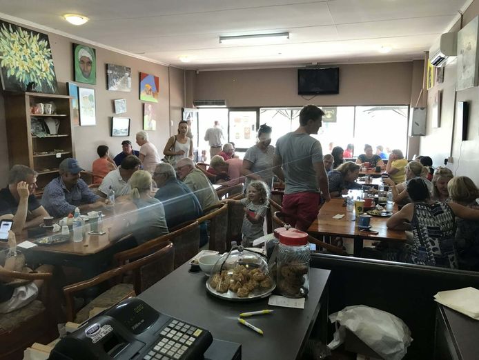 well-established-cafe-with-excellent-takings-for-sale-in-central-west-nsw-2