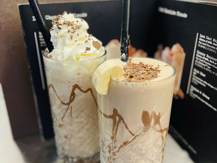 oliver-brown-franchise-cafe-650k-sales-fully-staffed-275k-sav-8