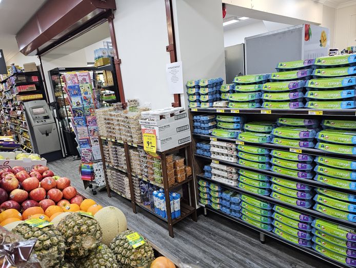 well-established-iga-supermarket-for-sale-with-excellent-takings-in-sydney-39-s-inn-9