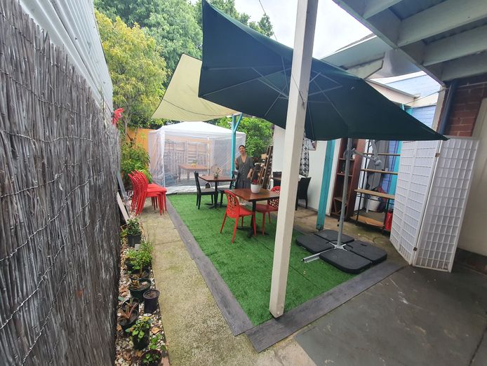 excellent-cafe-for-sale-in-the-heart-of-the-inner-east-2