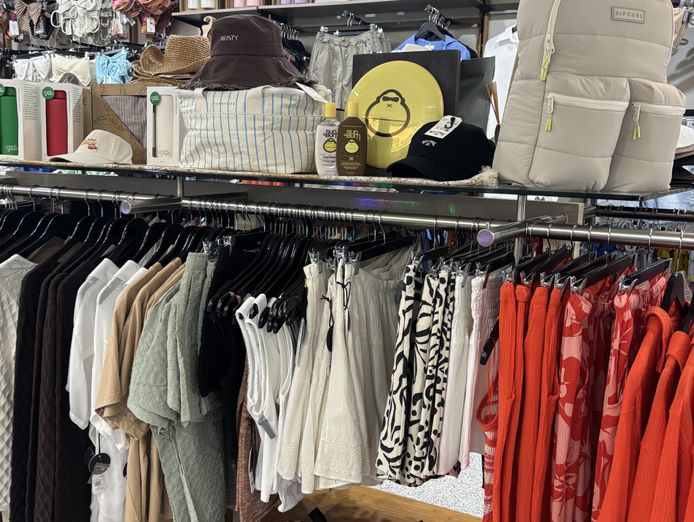 popular-surf-shop-for-sale-in-south-western-sydney-4