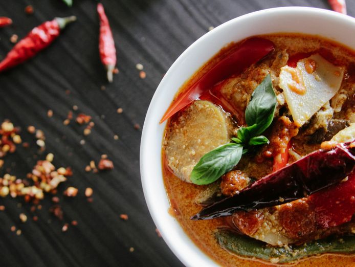 thai-restaurant-in-busy-shopping-centre-fully-equipped-high-growth-potential-0