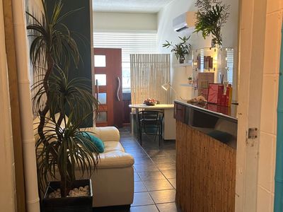 beauty-salon-in-booming-nobby-beach-3