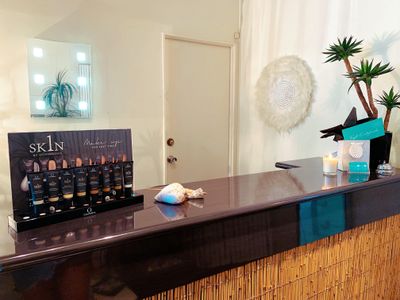 beauty-salon-in-booming-nobby-beach-2