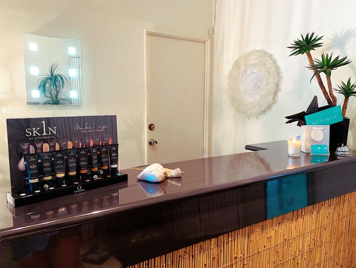 beauty-salon-in-booming-nobby-beach-2