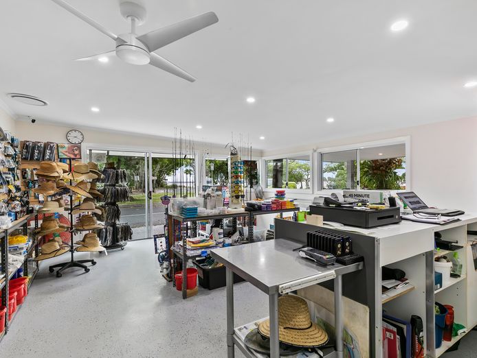 bribie-beach-shack-established-waterfront-business-for-sale-7
