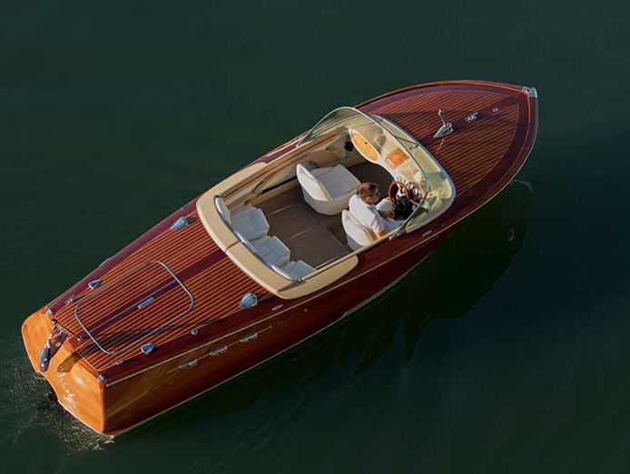 brisbane-luxury-cruise-fully-built-charter-brand-launch-platform-0