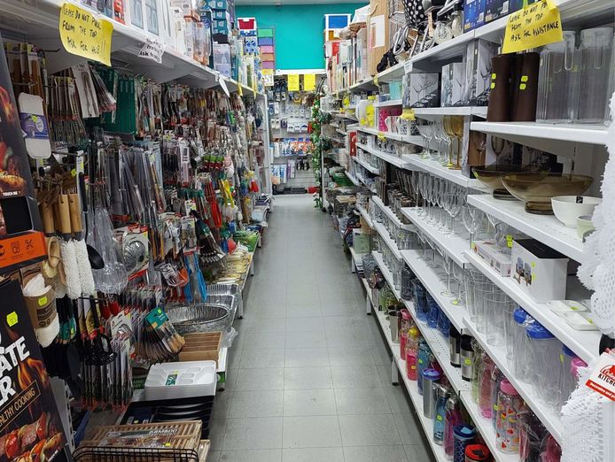 last-chance-massively-reduced-tweed-mall-discount-store-now-only-295k-sav-450k-3