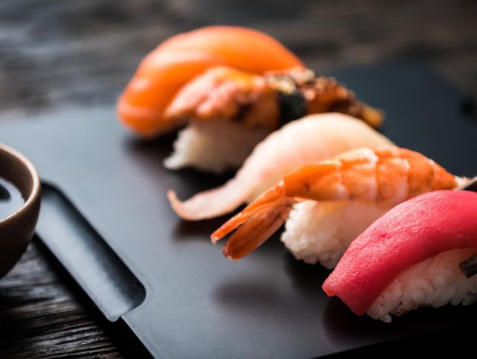 japanese-asian-dining-restaurant-currumbin-gold-coast-short-trading-hours-0