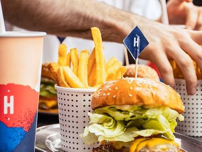be-your-own-boss-own-a-huxtaburger-franchise-2