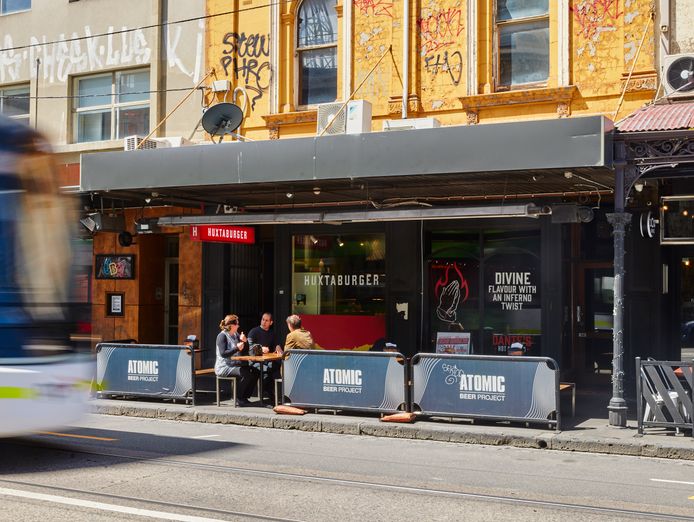 huxtaburger-franchise-50-off-franchise-fee-free-virtual-brand-scarbrough-wa-5