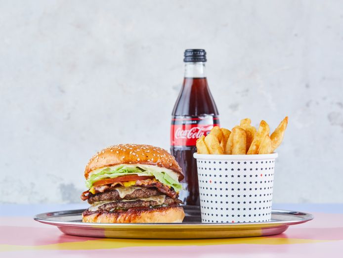 huxtaburger-redfern-flagship-store-in-growth-7
