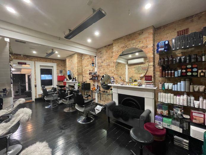 hair-salon-hairdressing-business-3