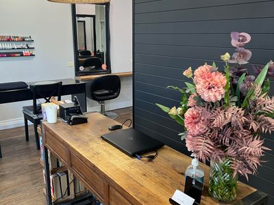 hair-and-beauty-salon-fit-out-lease-take-over-0