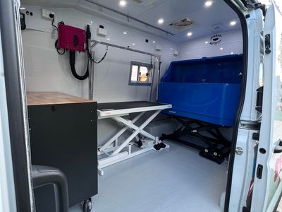 mobile-dog-grooming-business-2