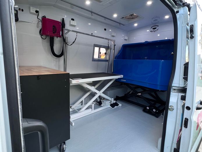 mobile-dog-grooming-business-2
