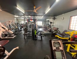 Independent GYM & Small Group Coaching Studio