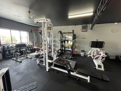 independent-gym-small-group-coaching-studio-3