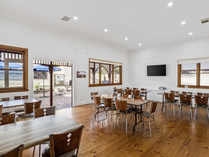 thriving-restaurant-business-on-the-bellarine-peninsula-4