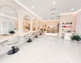 Beautifully fitted boutique hair salon & lease take over for ONLY $30,000