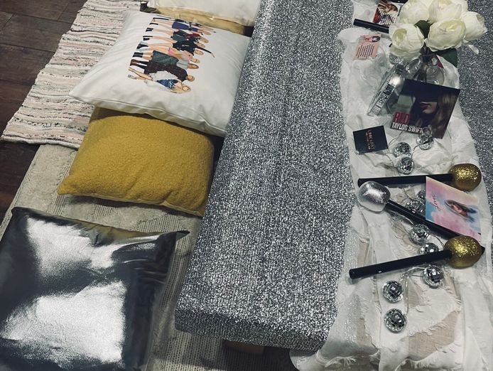 themed-sleepover-and-picnic-set-ups-once-upon-a-teepee-5