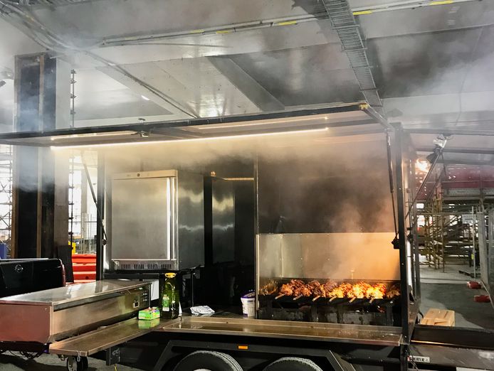 charcoal-rotiserie-food-trailer-business-for-sale-fwd-catering-busniess-6
