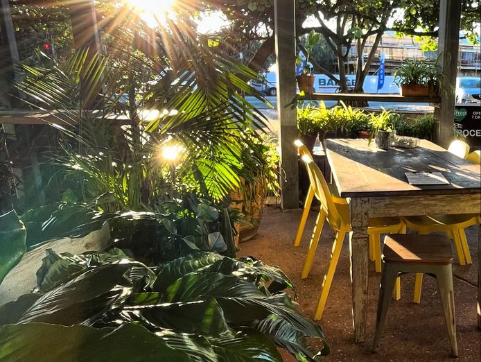 exceptional-iconic-grocer-coffee-opposite-main-beach-lifestyle-business-2