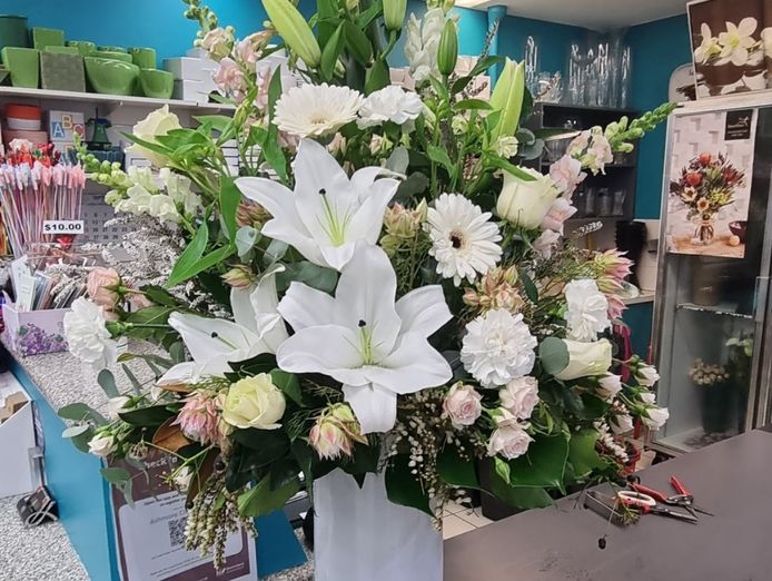 florist-gift-shop-for-sale-6