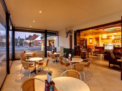 dome-cafe-pinjarra-location-location-location-2