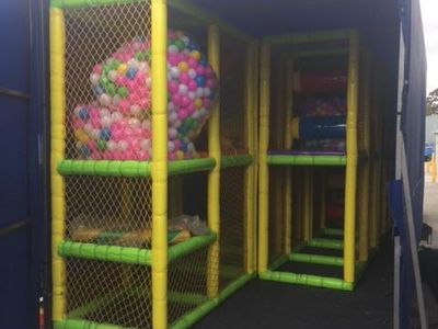 mobile-playcentre-soft-play-and-jumping-castle-8