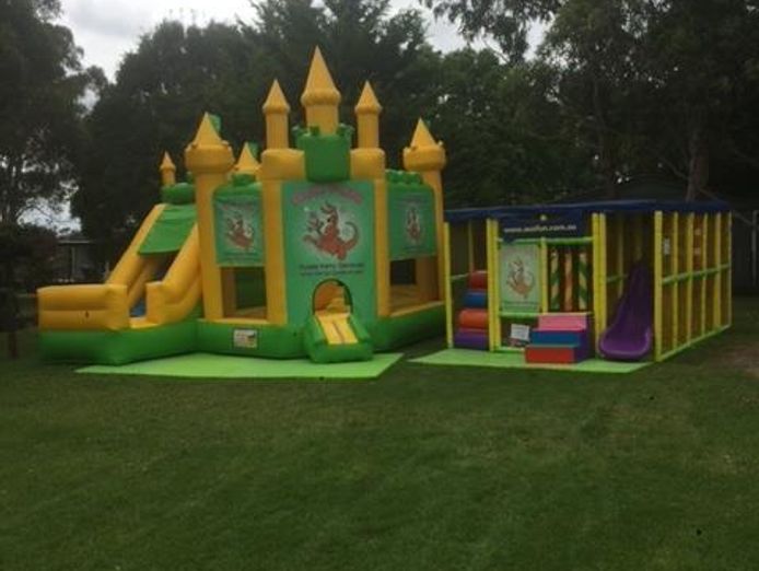 mobile-playcentre-soft-play-and-jumping-castle-0