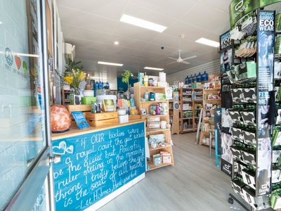 health-food-shop-perfect-seachange-opportunity-2