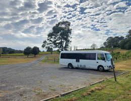 Merry Heart CBR Winery Tours w/ auto 25 seater bus