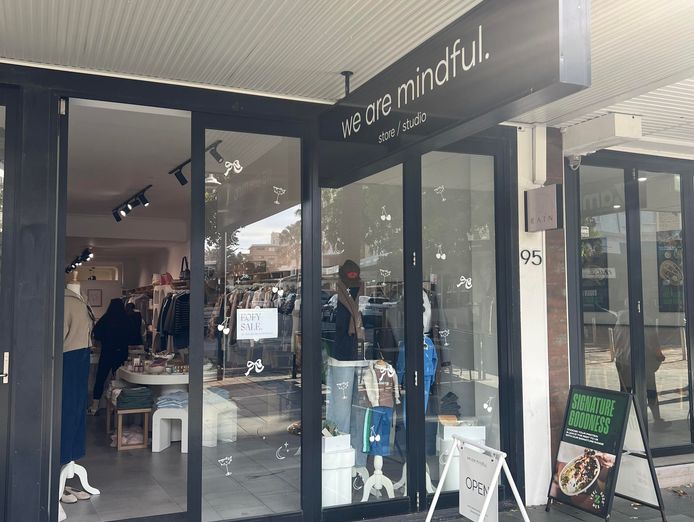 established-fashion-gift-store-for-sale-in-cronulla-1