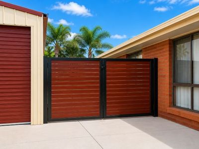 kialla-colour-fencing-1
