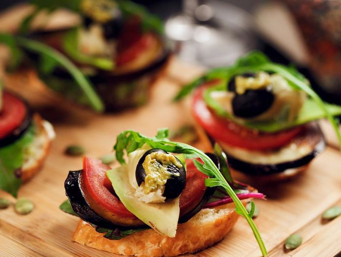 the-smart-cafe-alternative-catering-kiosk-footprint-with-double-the-income-0